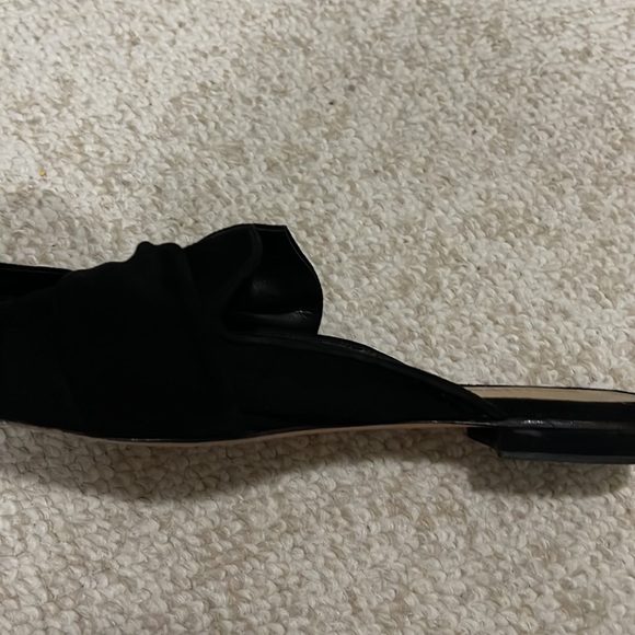 SCHUTZ flats - Picture 8 of 9